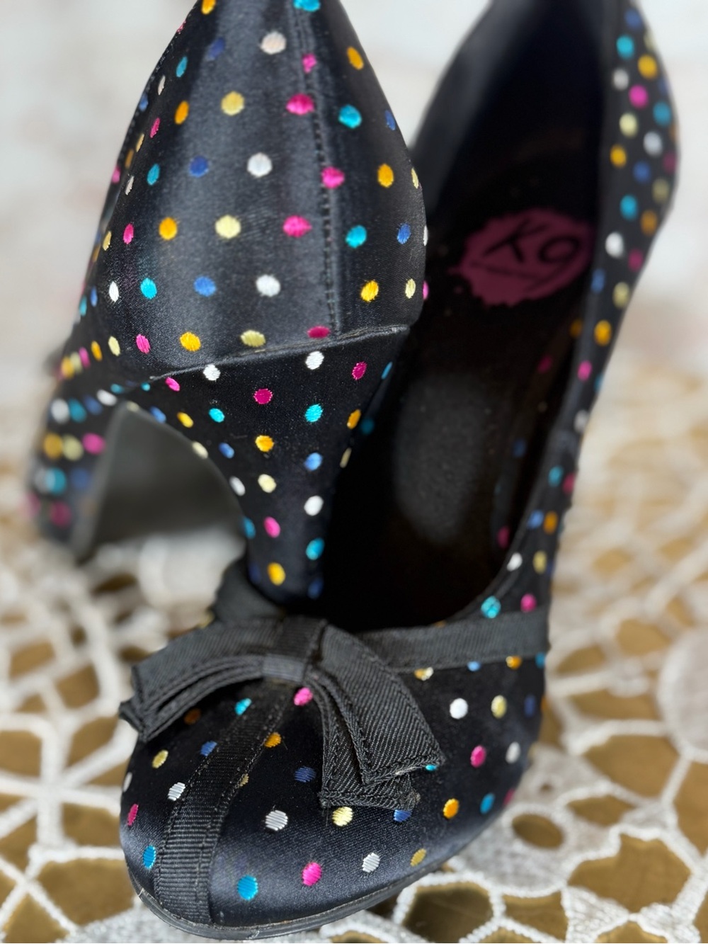 K9 by Rocket Dog Black Polka Dot Satin 4” Heels Women’s Size 8.5